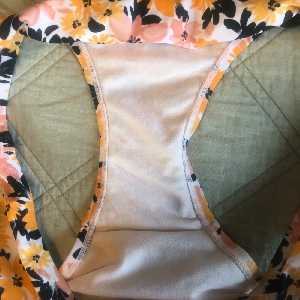 Floral Bikini Set - Picture 9 of 10